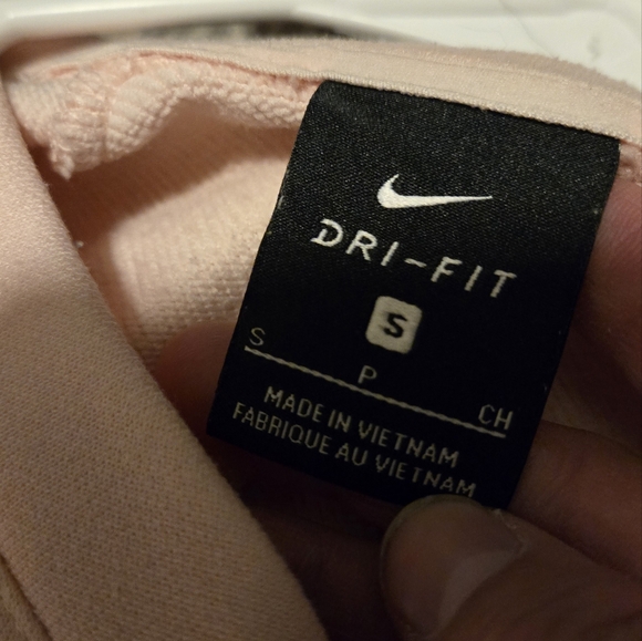 Nike Cropped Sweater - Picture 2 of 5